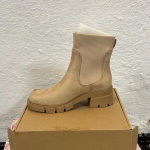 Chic Tan Ankle Booties